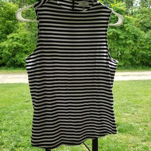 Crown and Ivy petite small tank top